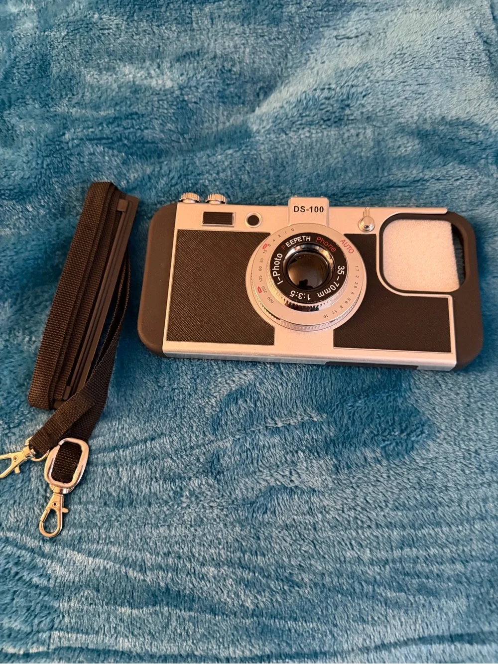 DS-100 Retro Silver & Black Camera Case Wrist Strap iPhone 16 Pro Max BNIB